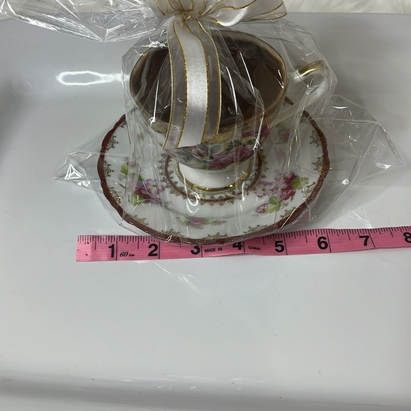 TEA CUP SOY CANDLE VINTAGE TEACUP GIFT CANDLE - Picture 7 of 8